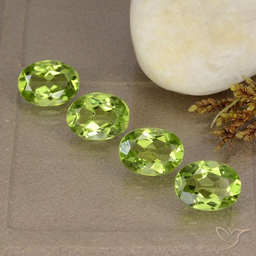 5.26 ct Oval Cut Peridot, 7.8 x 5.8 mm From China, Photo A