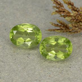 1.4ct Oval Facet Lively Green Peridot Gem for sale 1.4ct Oval Facet Lively Green Peridot Gem (ID: 484408)