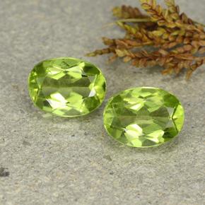 1.3ct Oval Facet Lively Green Peridot Gem for sale 1.3ct Oval Facet Lively Green Peridot Gem (ID: 484414)