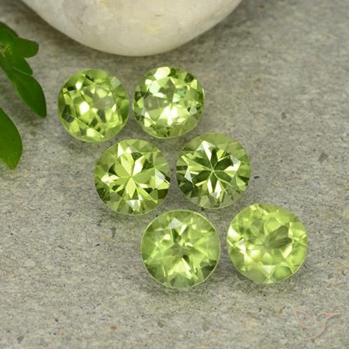 2.82 ctw Green Peridot Stones, Natural Peridot in Round Facet Shape for Sale