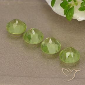 Peridot Gemstones in 5 mm (calibrated) Size for Sale, Peridot Stones in Medium Green Color