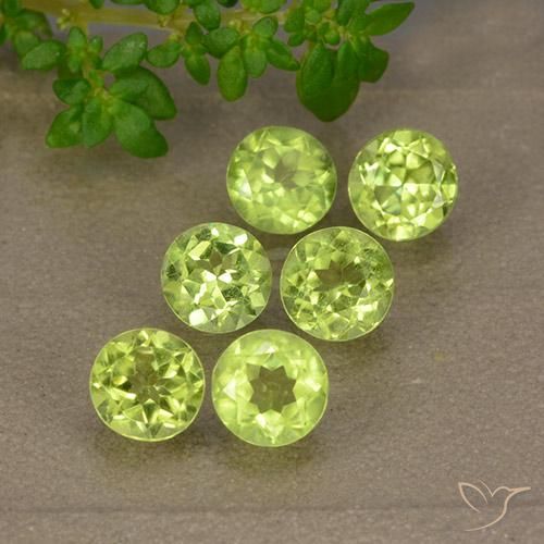 3.12ctw Natural Medium Green Peridot, Round, VVS-VS