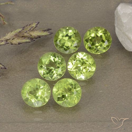 3.33ctw Natural Lively Green Peridot, Round, VVS-VS
