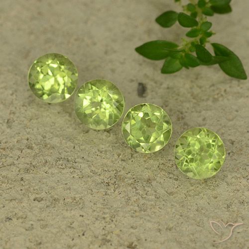 1.95ctw Natural Light Lively Green Peridot, Round, VVS-VS