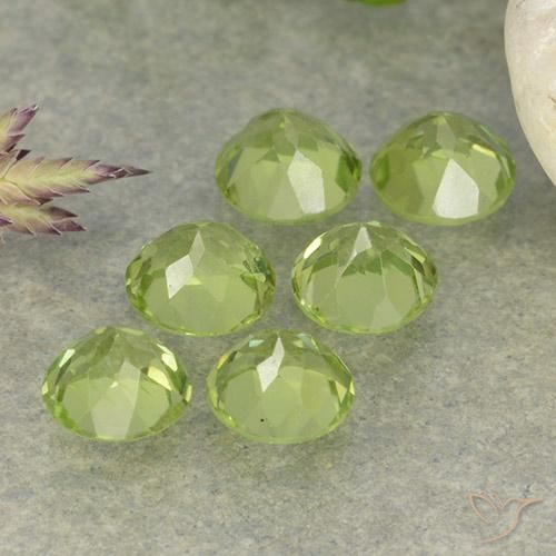 Peridot Gemstones in 4.5 mm (calibrated) Size for Sale, Peridot Stones in Light Green Color