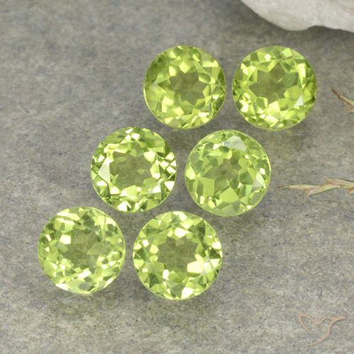 2.58ctw Natural Light Green Peridot, Round, VVS-VS