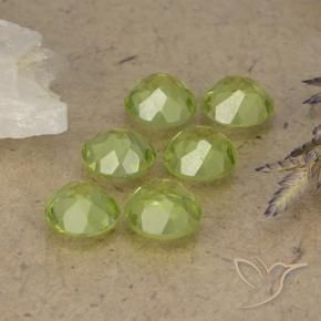 Peridot Gemstones in 4.5 mm (calibrated) Size for Sale, Peridot Stones in Light Lively Green Color