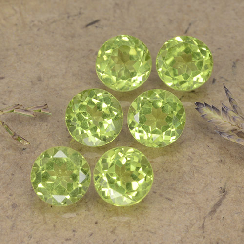 Light Lively Green Peridot Gem - 0.4ct Round Facet (ID: 489713)
