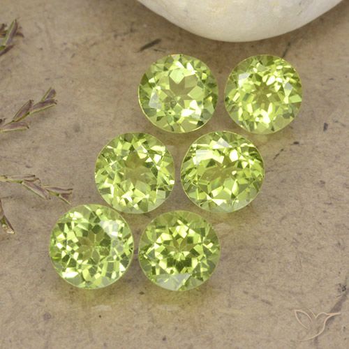 2.38ctw Natural Light Lively Green Peridot, Round, VVS-VS