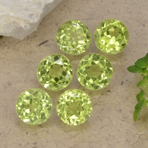 2.49ctw Natural Light Green Peridot, Round, VVS-VS