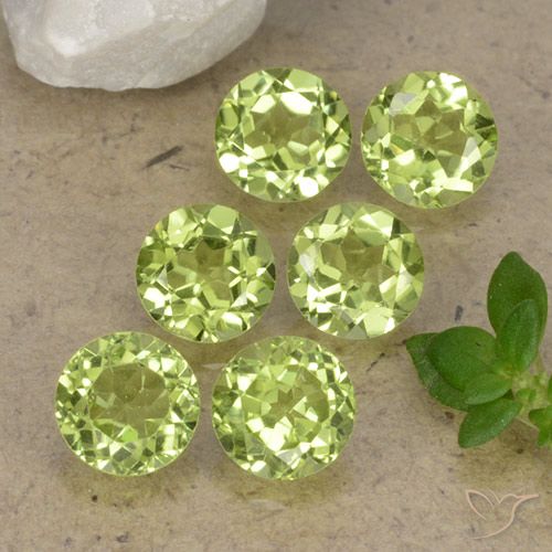2.37ctw Natural Light Lively Green Peridot, Round, VVS-VS