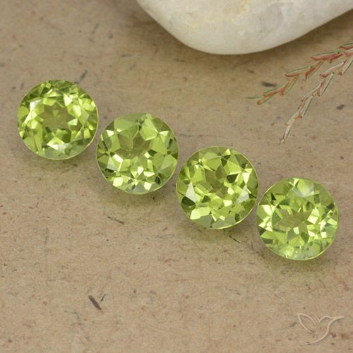3.24ctw Natural Light Green Peridot, Round, VS