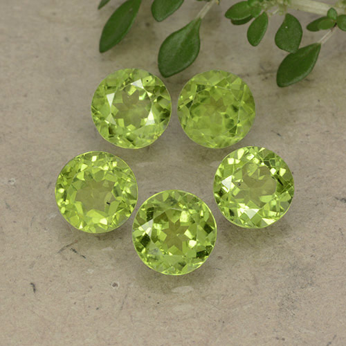 Light Lively Green Peridot Gem - 1ct Round Facet (ID: 490908)
