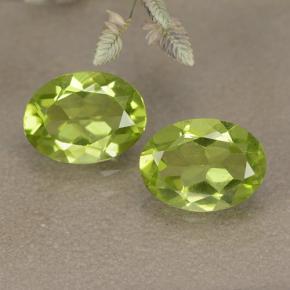 1.2ct Oval Facet Lively Green Peridot for sale thumb image of 1.2ct Oval Facet Lively Green Peridot (ID: 492471)