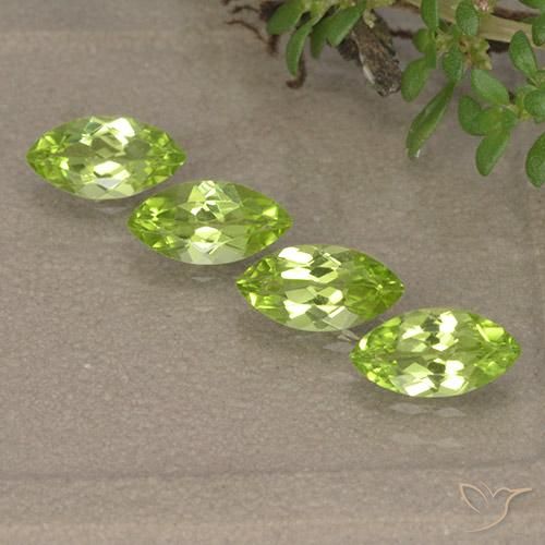 Verde vivo Peridoto Gema - 0.4ct Forma marquesa (ID: 496388)