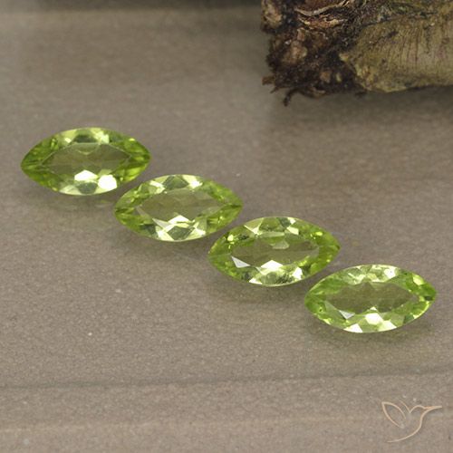 Vert vif et léger Péridot gemme - 0.4ct Marquise facette (ID: 496392)