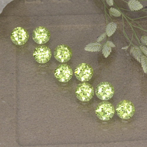 Lot of 10pc Round Facet Green Peridot from China - Size 3mm, Weight 1.33ct total / avg. 0.13ct each, Color: Light Green, Mohs Hardness 6.5 - 7 suitable for daily wear jewelry, Photo A