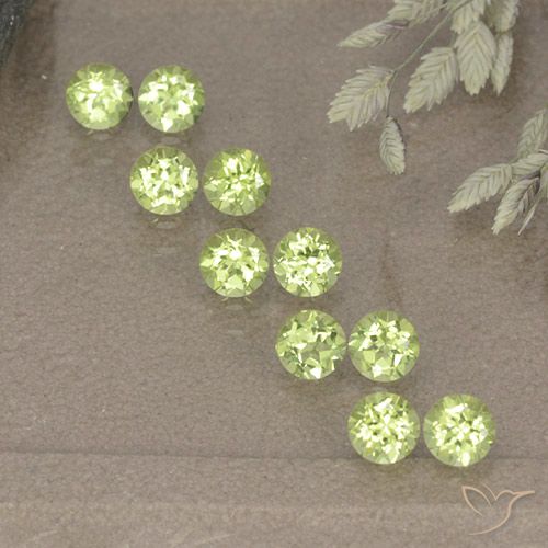 Lot of 10pc Round Green Peridot from China - Size 3mm, Weight 1.32ct total / avg. 0.13ct each, Color: Lime Green, Mohs Hardness 6.5 - 7 suitable for daily wear jewelry, Photo A