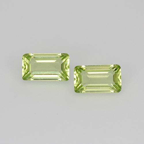 Ярко-зеленый Хризолит Камень - 0.3ct Восьмиугольная ступенчатая огранка (ID: 525115)