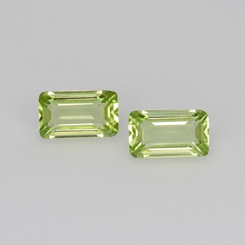 Medium Green Peridot Gem - 0.3ct Octagon Step Cut (ID: 525118)