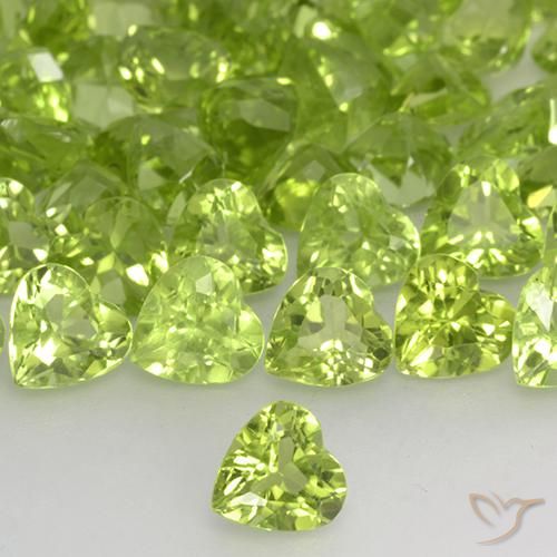 0.48ct Natural Yellowish Green Peridot, Heart, VVS-VS