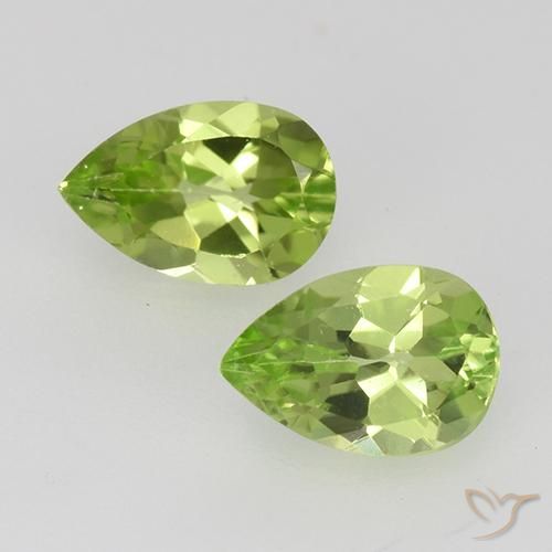 0.93ctw Natural Light Lively Green Peridot, Pear Shape, VVS-VS