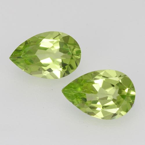 Verde vivo Peridoto Gema - 0.4ct Corte en forma de pera (ID: 527848)