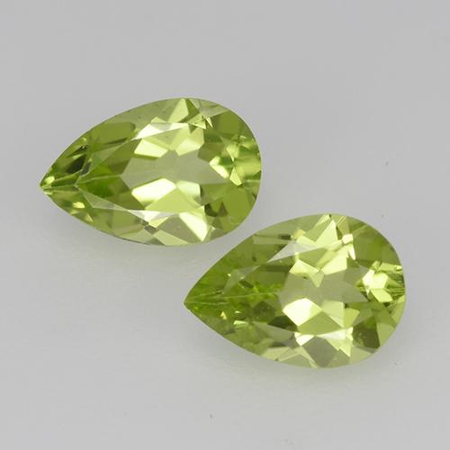 Lively Green Peridot Gem - 0.4ct Pear Facet (ID: 527854)
