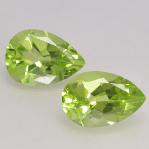 Lively Green Peridot Gem - 0.4ct Pear Facet (ID: 532375)