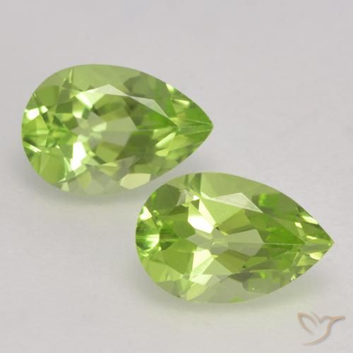 Vert vif et léger Péridot gemme - 0.5ct Poire facette (ID: 532377)