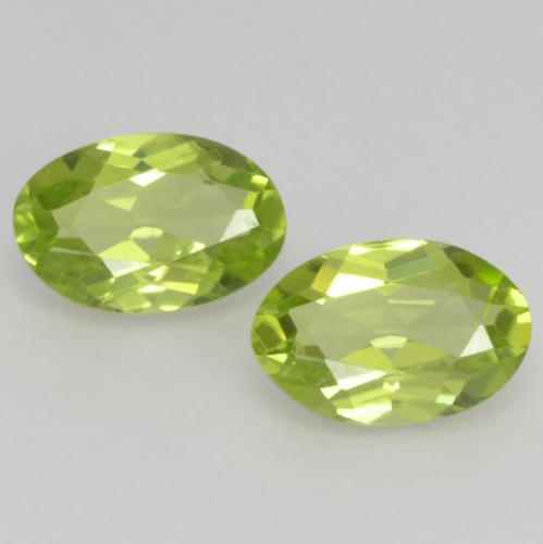 Lively Yellowish Green Peridot Gem - 0.5ct Oval Facet (ID: 537881)