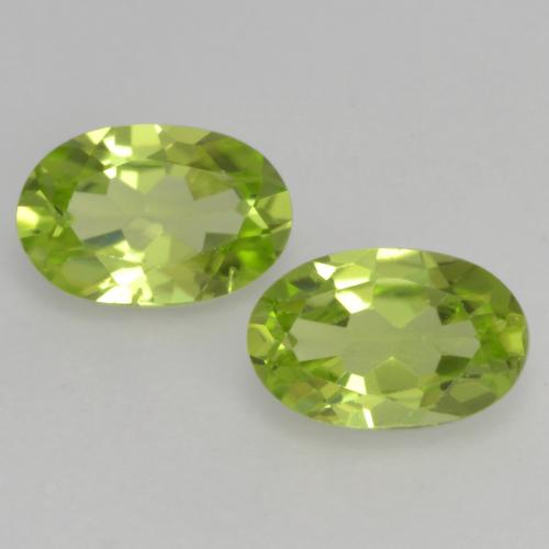 Light Lively Green Хризолит Камень - 0.5ct Фасетный Овал (ID: 537885)