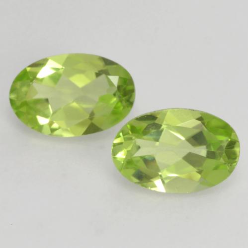 Medium Green Хризолит Камень - 0.4ct Фасетный Овал (ID: 537887)