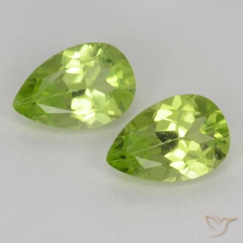 0.91ctw Natural Medium Green Peridot, Pear Shape, VVS-VS