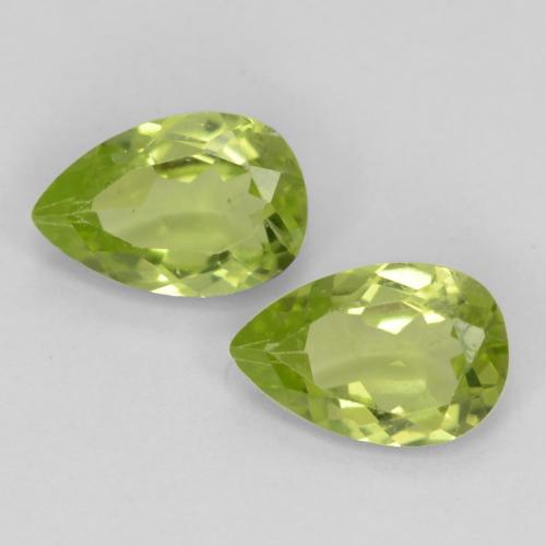 Lively Green Peridot Gem - 0.5ct Pear Facet (ID: 540632)