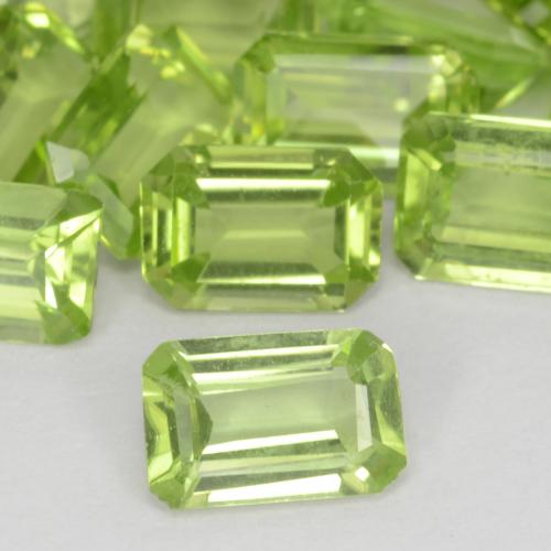 Light Lively Green Peridot Edelstein - 0.5ct Oktagon facettiert (ID: 541068)