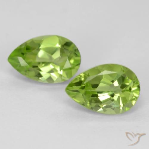 Medium Green Peridot Edelstein - 0.5ct Birnen Schliff (ID: 542970)