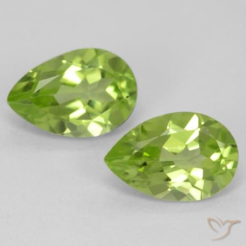 0.90ctw Natural Light Lively Green Peridot, Pear Shape, VVS-VS