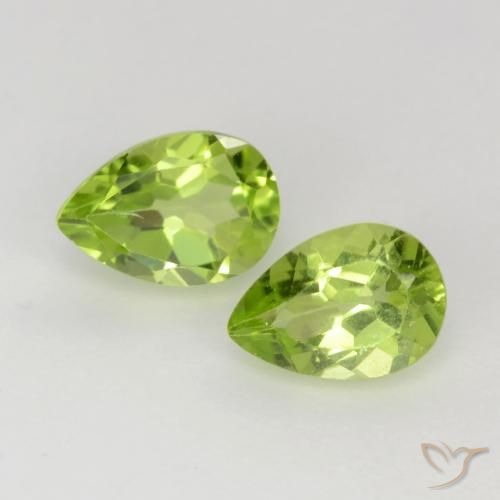 0.91ctw Natural Light Lively Green Peridot, Pear Shape, VVS-VS