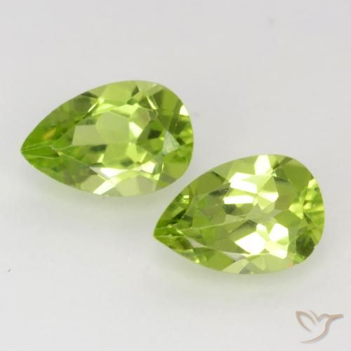 0.93ctw Natural Lively Green Peridot, Pear Shape, VVS-VS