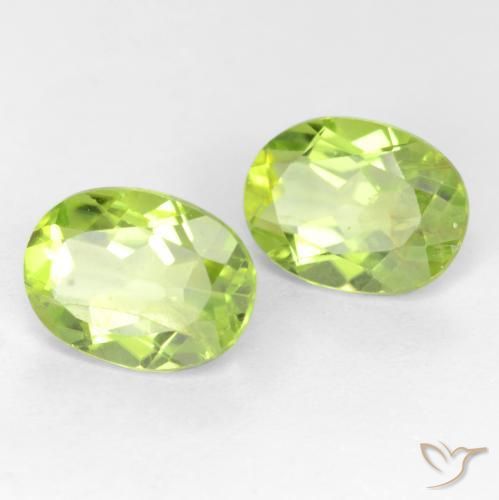 2.70 ctw Green Peridot Stones, Natural Peridot in Oval Facet Shape for Sale