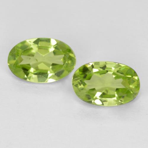 Ярко-зеленый Хризолит Камень - 0.5ct Фасетный Овал (ID: 556752)