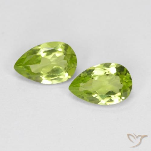 0.92ctw Natural Lively Green Peridot, Pear Shape, VS