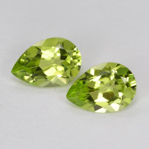 Lively Green Peridot Gem - 0.5ct Pear Facet (ID: 569026)