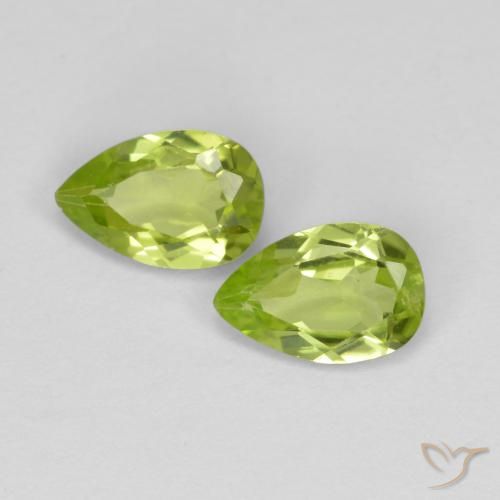 0.88ctw Natural Lively Green Peridot, Pear Shape, VS