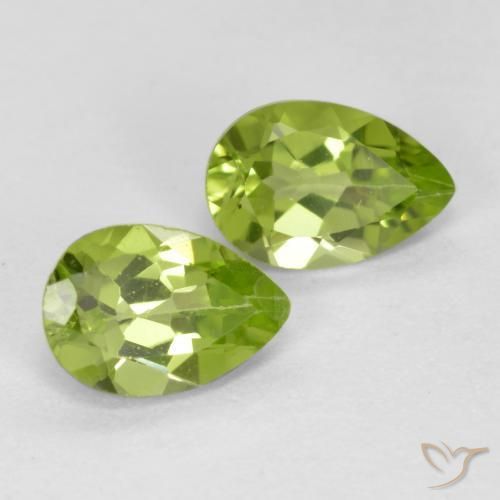 0.86ctw Natural Medium Green Peridot, Pear Shape, VVS-VS