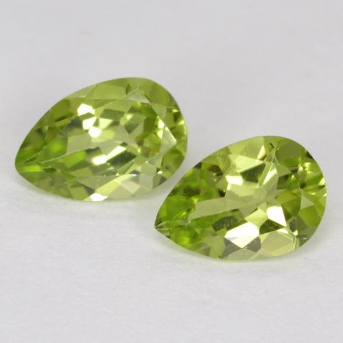 Medium Green Peridot Gem - 0.5ct Pear Facet (ID: 570252)
