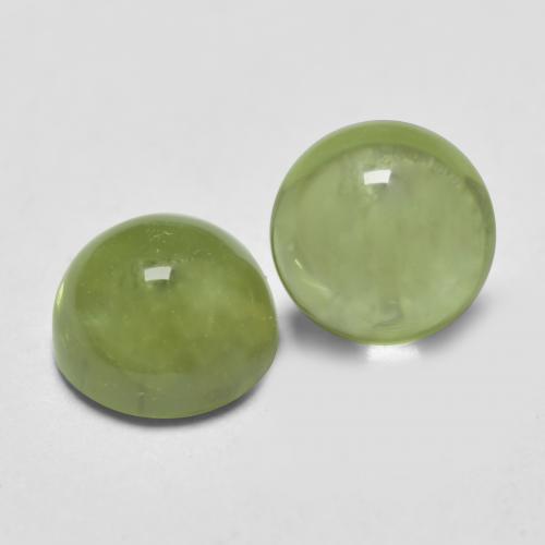Lively Green Peridot Gem - 0.4ct Round Cabochon (ID: 573109)