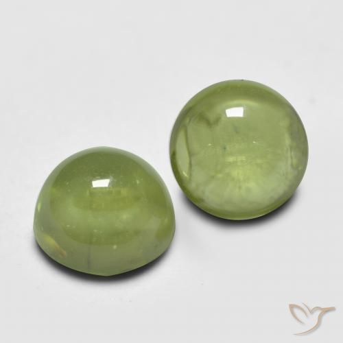 0.8 ct Round Peridot, 4.1 mm From China, Photo A