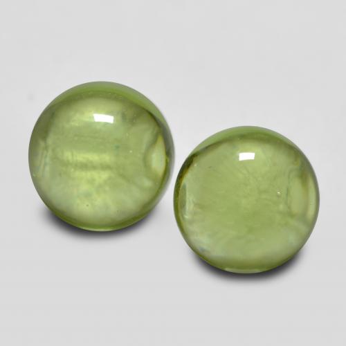 Light Lively Green Peridot Gem - 0.4ct Round Cabochon (ID: 573453)